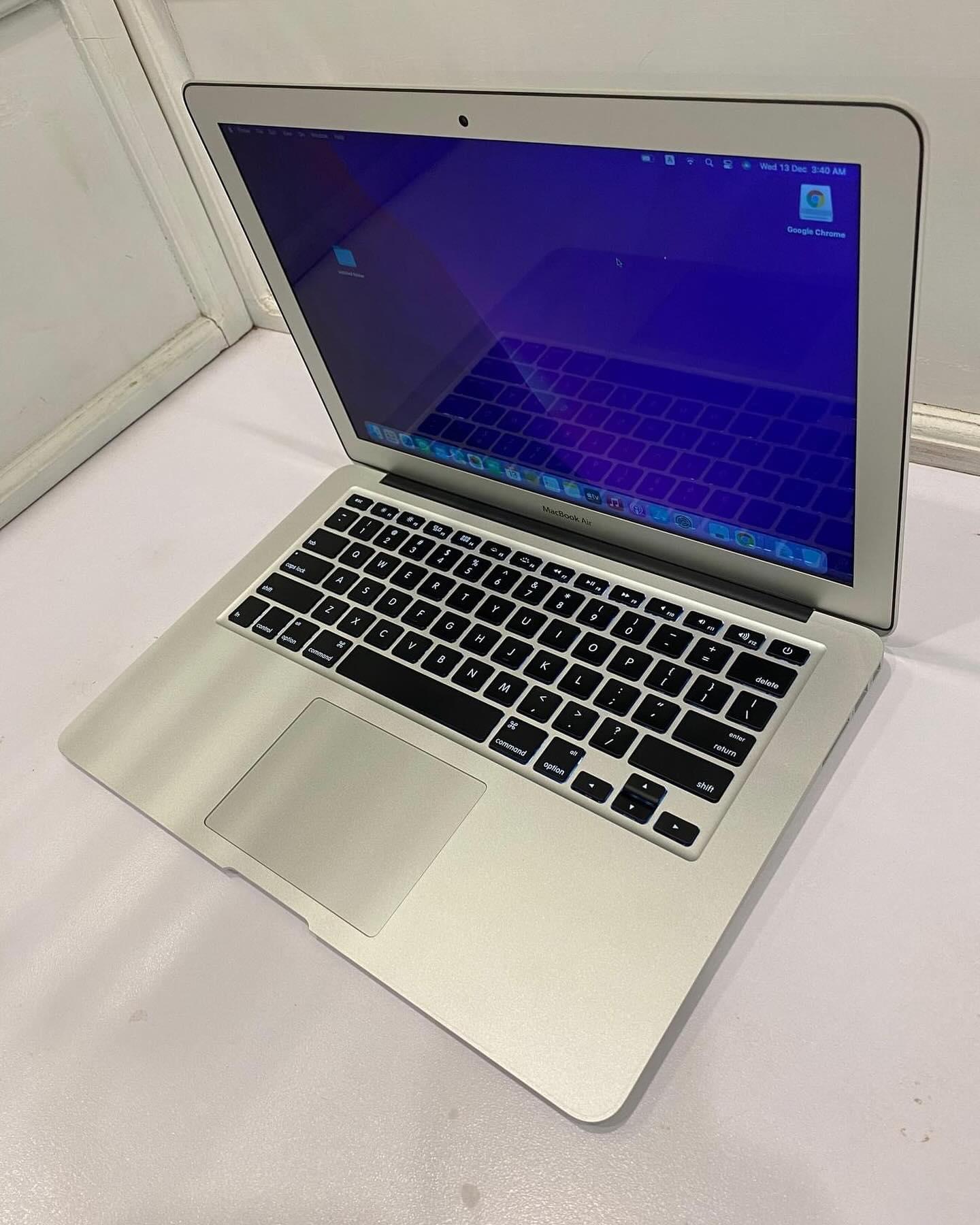 Apple Macbook AiR 2017