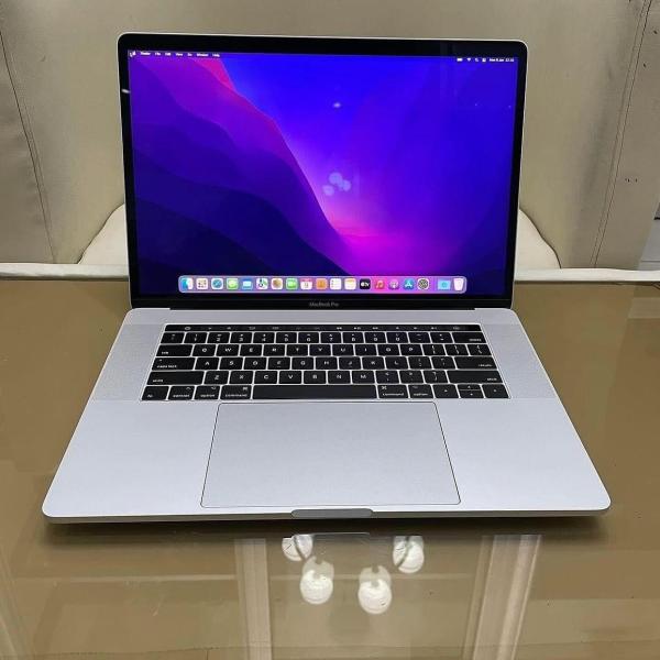 Apple MacBook Pro 15