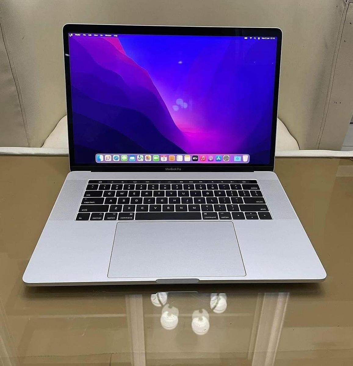 Apple MacBook Pro 15