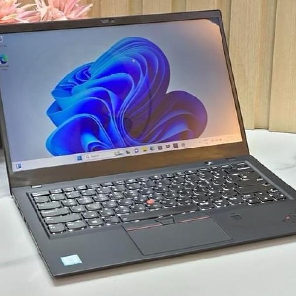 Lenovo ThinkPad X1 Carbon