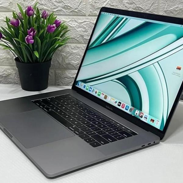 Macbook Pro 2018