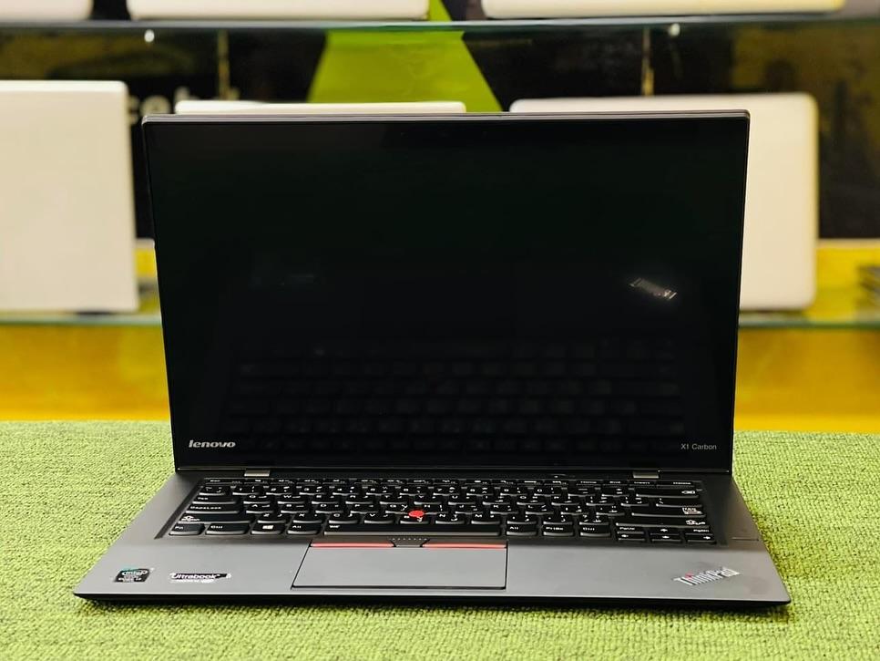 LENOVO THINKPAD X1 CARBON