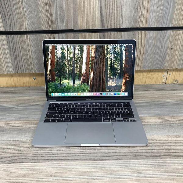 2020 Apple MacBook