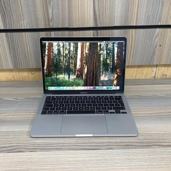 Apple MacBook Pro