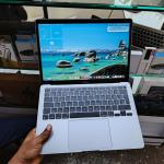 MacBook Air M1 (2020) 8GB / 256GB