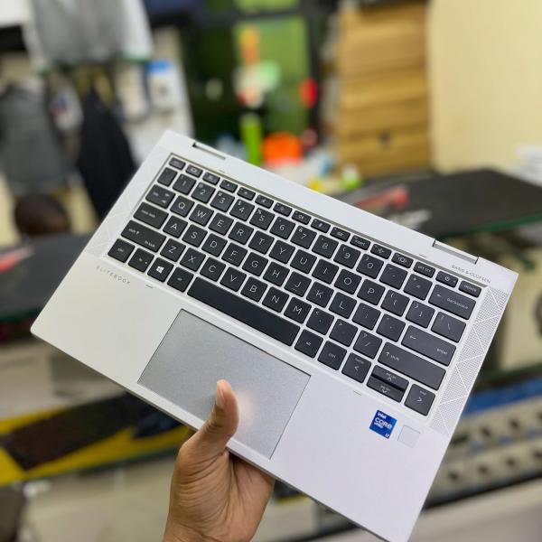 HP EliteBook 830 G8 i5 11th Gen X360 Touch 16/512