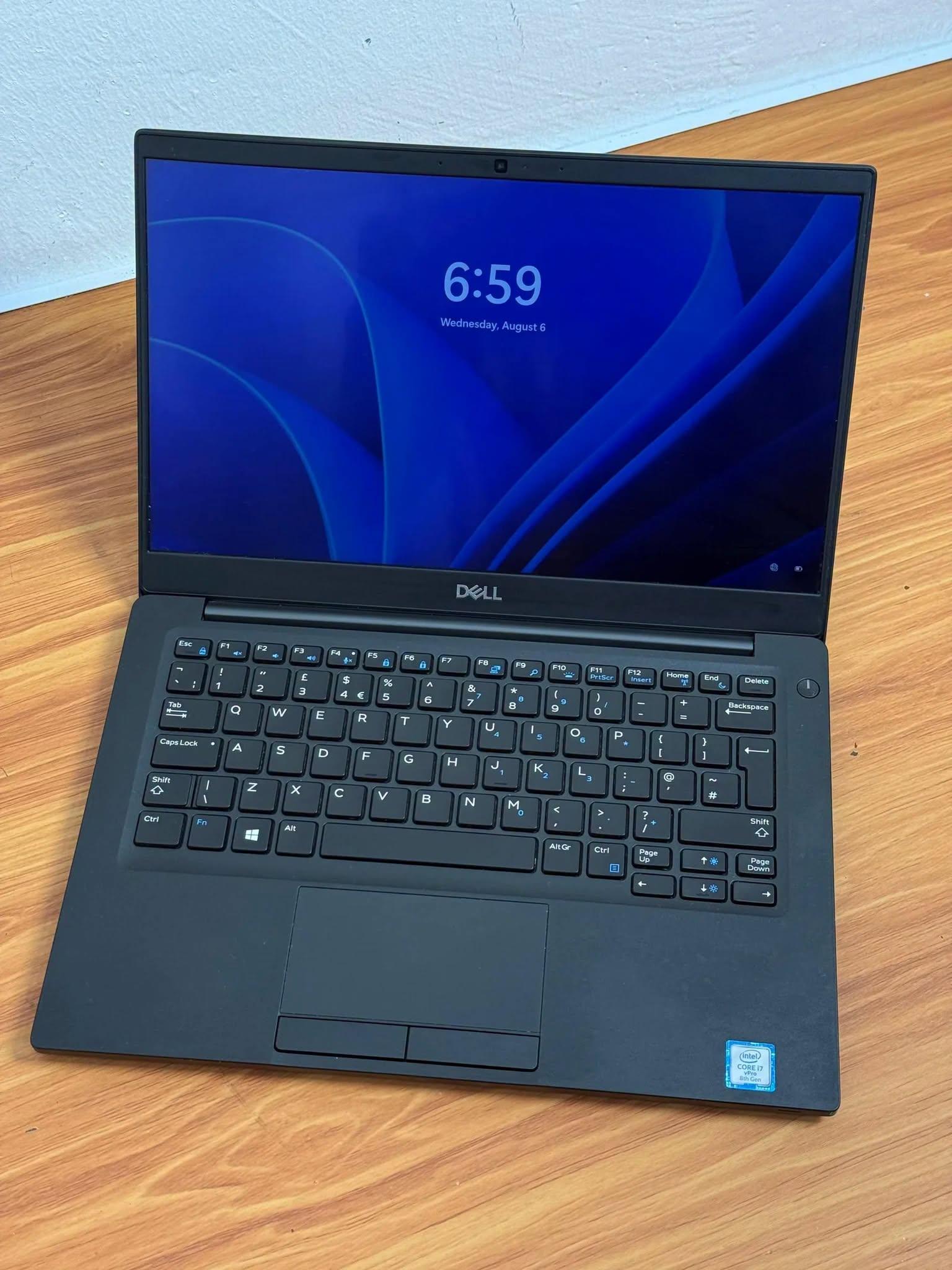 Dell 7390 i5 8th | 8GB | 256GB
