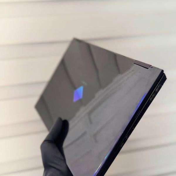 HP OMEN 15-ek0xxx