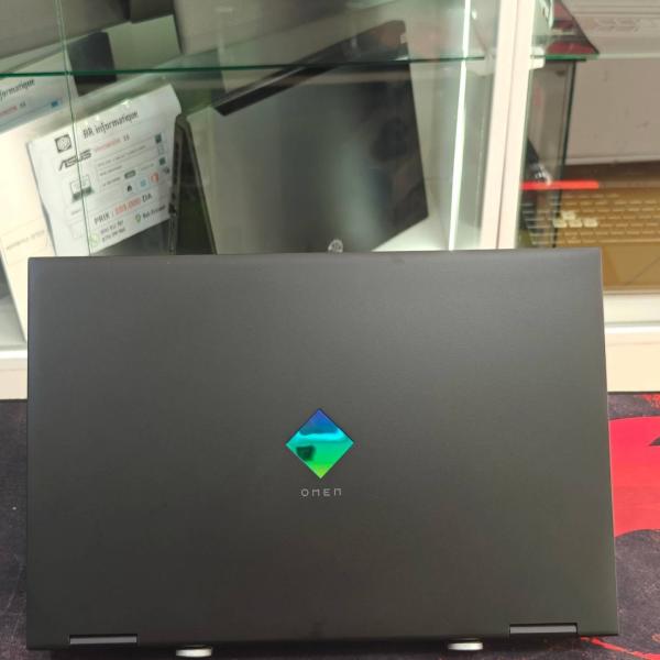 HP OMEN 15-ek0xxx