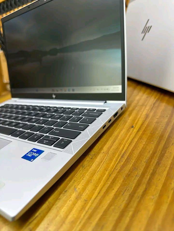 HP EliteBook 830 G8 i7 11th Gen Non-Touch 16/512