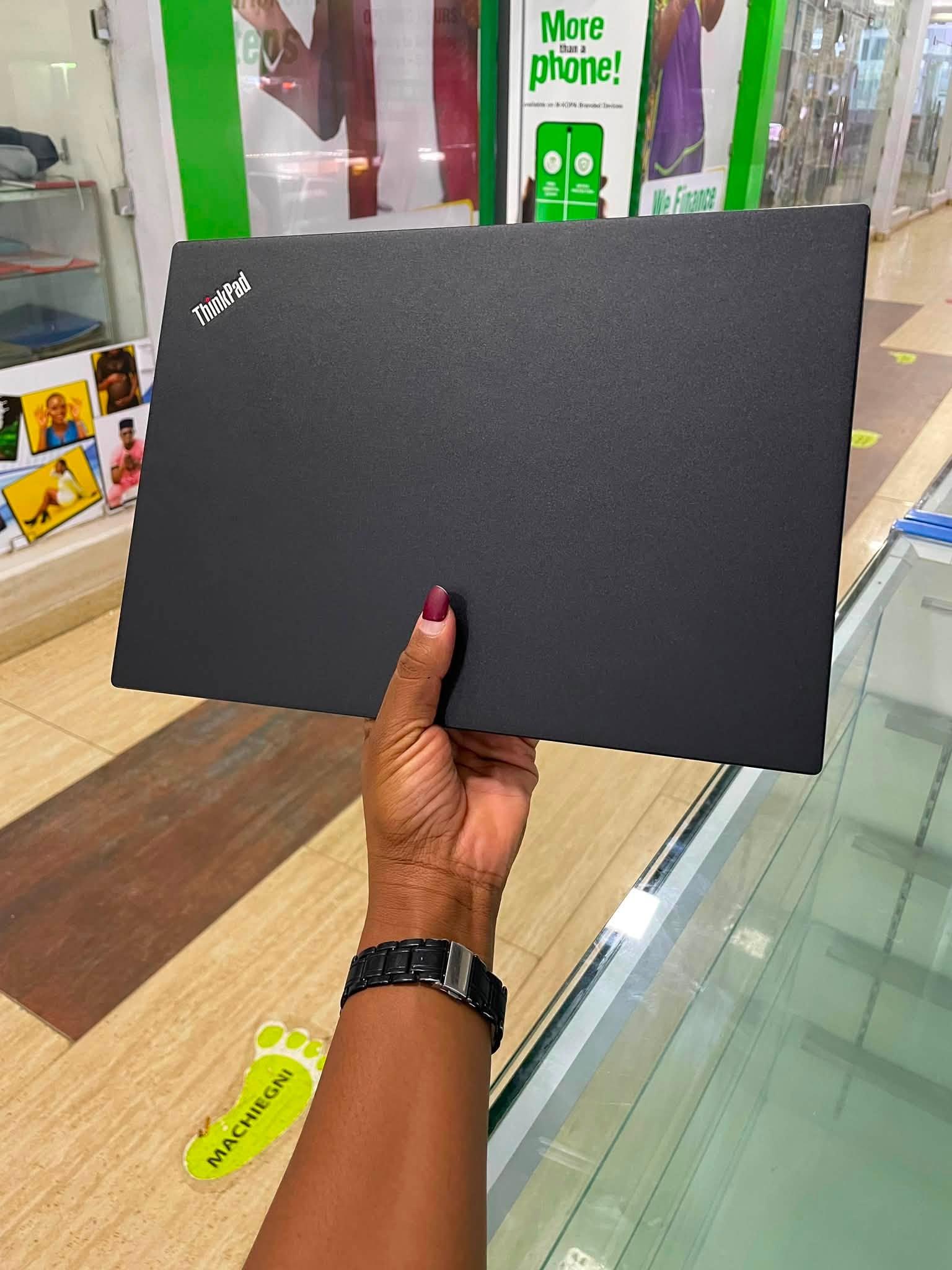 Lenovo T470s i5 6th | 8GB | 256GB