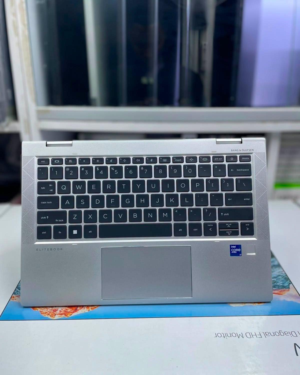 HP EliteBook 830 G8 i7 11th Gen X360 Touch 16/512